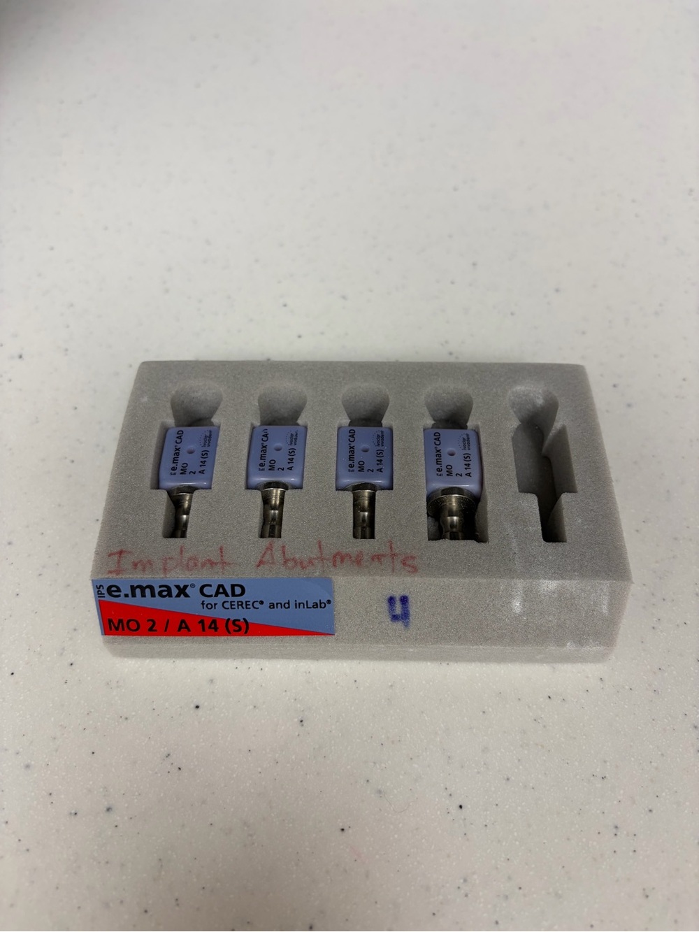 IPS e.max® CAD MO (Medium Opacity) Abutment Blocks – MO2 A14, 4/Pkg